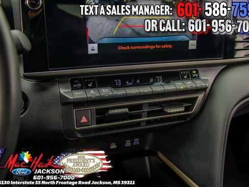 Used 2025 Toyota Camry XSE FWD image 18
