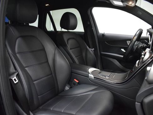 Used 2022 Mercedes-Benz GLC 300 4MATIC image 20