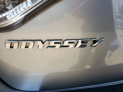 Used 2014 Honda Odyssey EX image 7