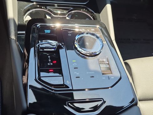 New 2027 BMW i5 eDrive40 w/ Executive Package RWD image 26