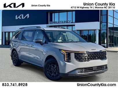 New 2026 Kia Carnival SX