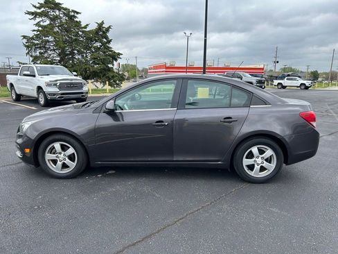 Used 2016 Chevrolet Cruze LT FWD image 6