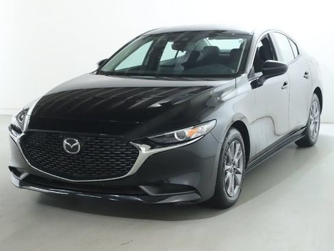 Used 2022 MAZDA MAZDA3 Sedan FWD image 3