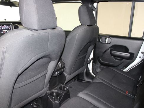 Used 2021 Jeep Wrangler Unlimited Sport AWD/4WD image 27
