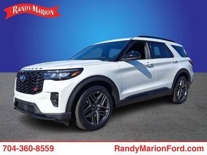 New 2026 Ford Explorer ST w/ Sun And Sound Package