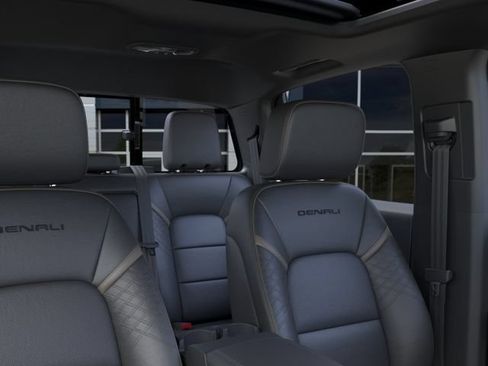 New 2026 GMC Canyon Denali AWD/4WD image 30