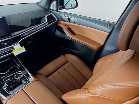 New 2027 BMW X7 M60i AWD/4WD image 25