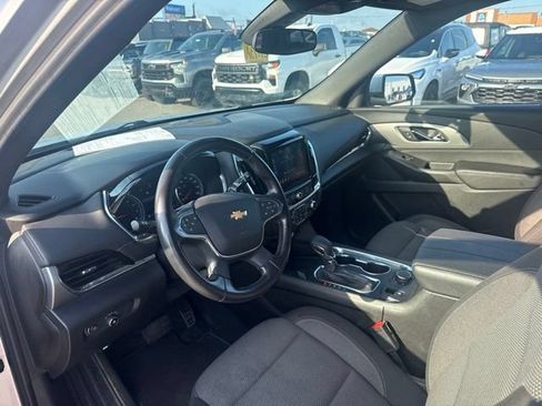Used 2022 Chevrolet Traverse LT AWD/4WD image 11