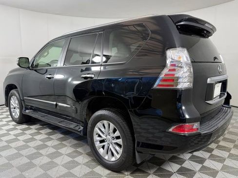 Used 2014 Lexus GX 460 w/ Premium Package image 4