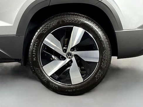 New 2026 Volkswagen Taos S image 31