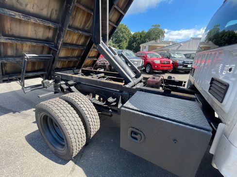 Used 2018 Ford F450 XL w/ Power Equipment Group RWD image 26