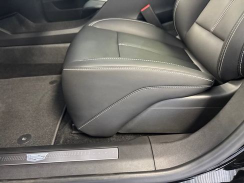 New 2025 Cadillac Optiq Sport 1 image 30