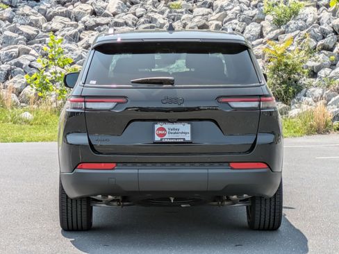 New 2025 Jeep Grand Cherokee L Altitude image 6