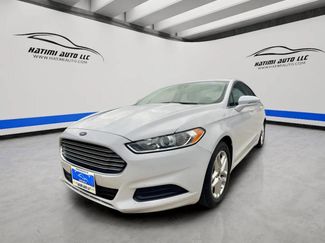 Used 2016 Ford Fusion SE image 1