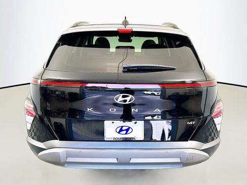 New 2026 Hyundai Kona Limited FWD image 6