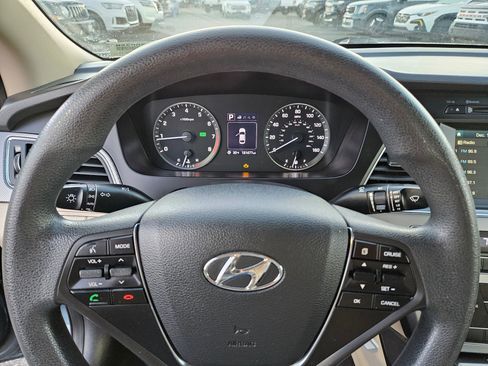 Used 2016 Hyundai Sonata SE image 22