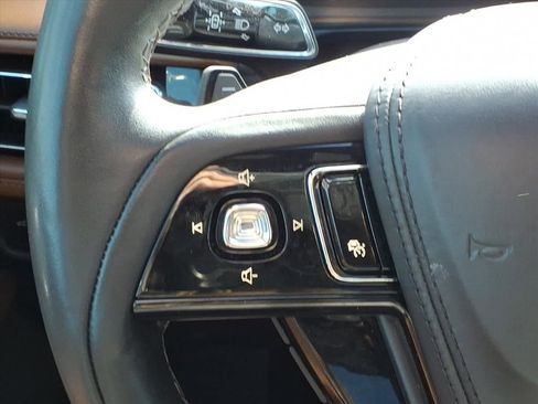 Used 2023 Lincoln Aviator Reserve w/ Equipment Group 201A image 13