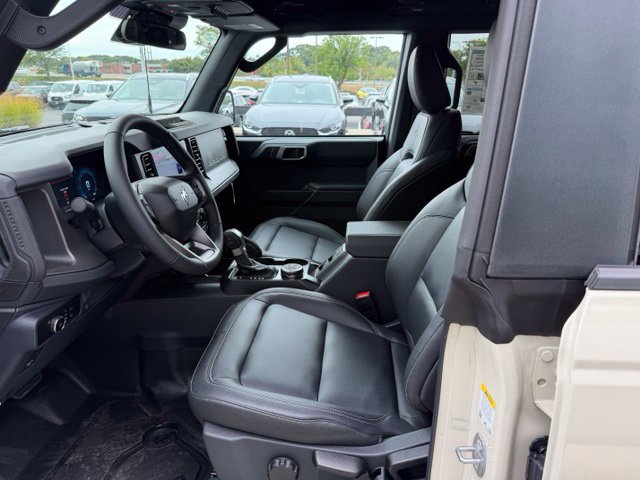 New 2026 Ford Bronco Big Bend w/ Black Diamond Package AWD/4WD image 11
