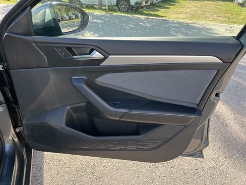 New 2026 Volkswagen Jetta SE image 37