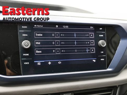 Used 2022 Volkswagen Taos SE AWD/4WD image 18