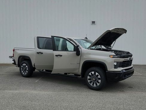 New 2026 Chevrolet Silverado 2500 Custom w/ Custom Value Package AWD/4WD image 26