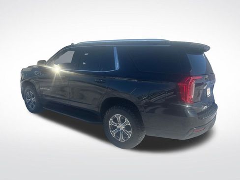 Used 2021 GMC Yukon SLE AWD/4WD image 3