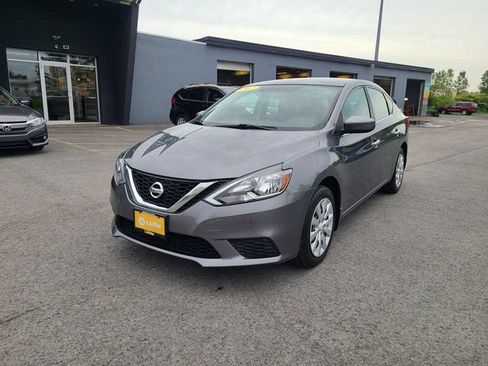 Used 2017 Nissan Sentra S FWD image 1