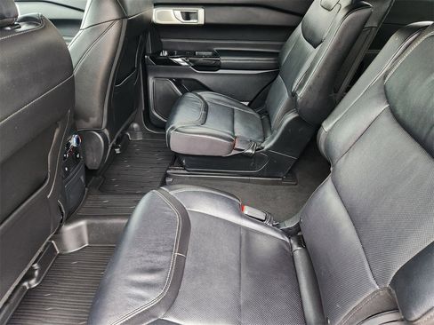 Used 2023 Ford Explorer ST w/ Equipment Group 401A image 29