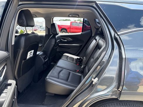 Used 2020 GMC Terrain SLT FWD image 8