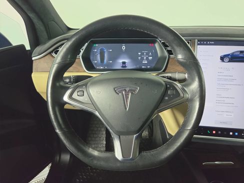 Used 2016 Tesla Model X 75D AWD/4WD image 28
