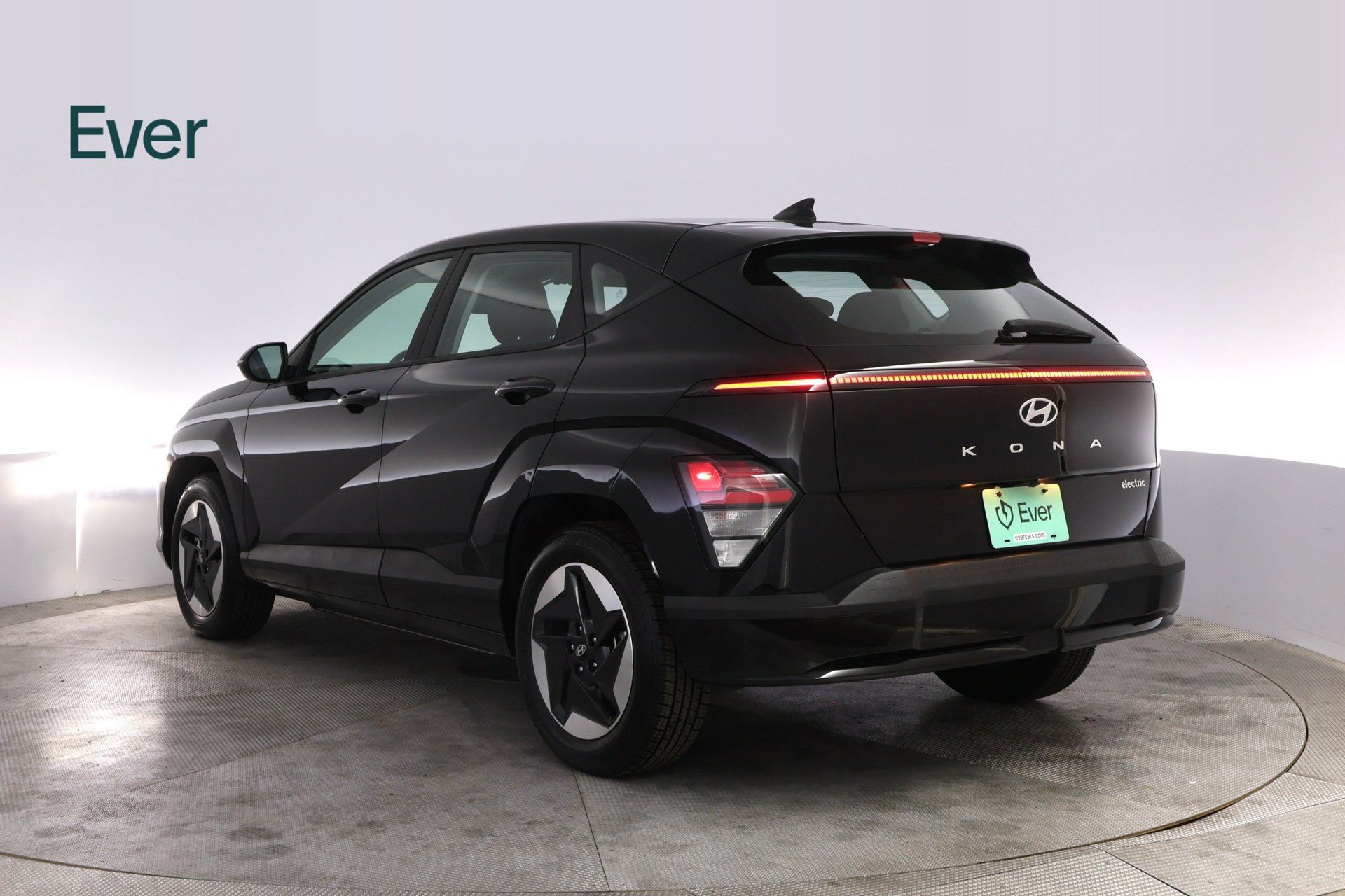 Used 2024 Hyundai Kona SE FWD image 17