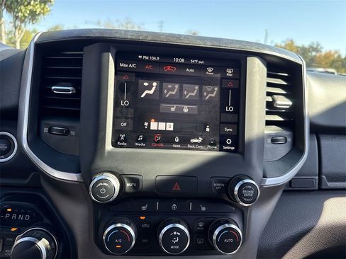 Used 2019 RAM 1500 Big Horn image 17