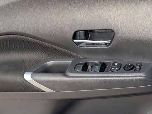 Used 2022 Nissan Kicks SV FWD image 25