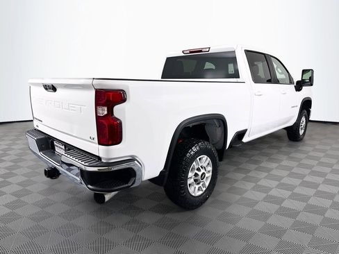 Used 2024 Chevrolet Silverado 2500 LT w/ Convenience Package AWD/4WD image 7
