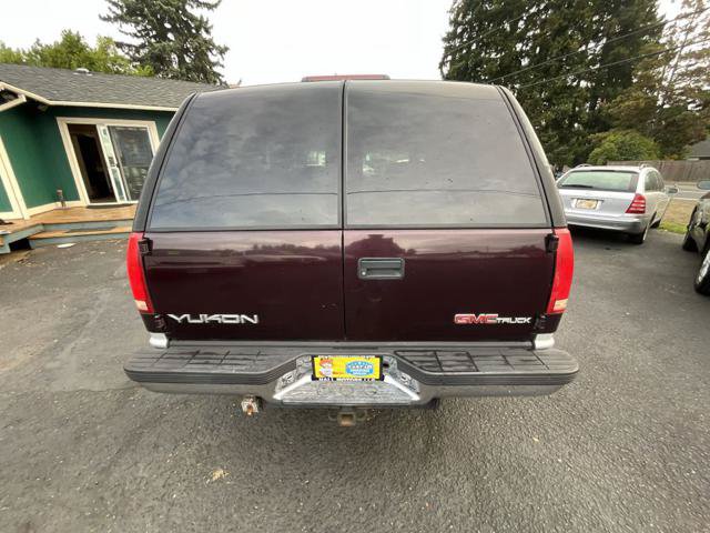 Used 1997 GMC Yukon 4WD 4-Door w/ Marketing Opt Pkg 5 image 5