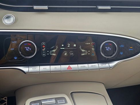 Certified 2025 Genesis GV70 3.5T Sport w/ Sport Advanced Package image 16