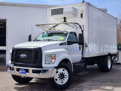 Used 2023 Ford F650 2WD Regular Cab Super Duty image 1