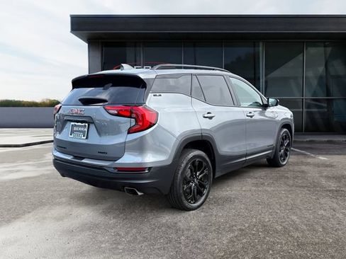 Used 2019 GMC Terrain SLE w/ Driver Convenience Package AWD/4WD image 5