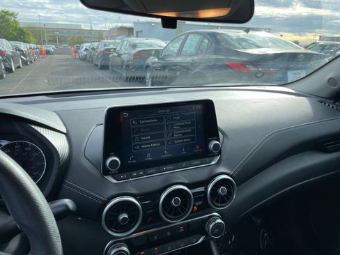 Used 2024 Nissan Sentra SV image 20