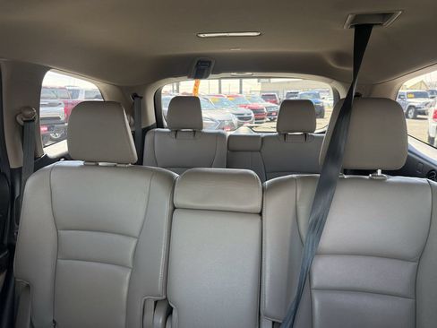 Used 2017 Honda Pilot Touring image 14
