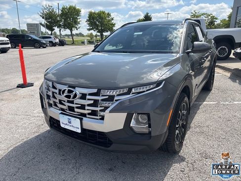 Used 2022 Hyundai Santa Cruz SEL w/ Activity Package FWD image 12
