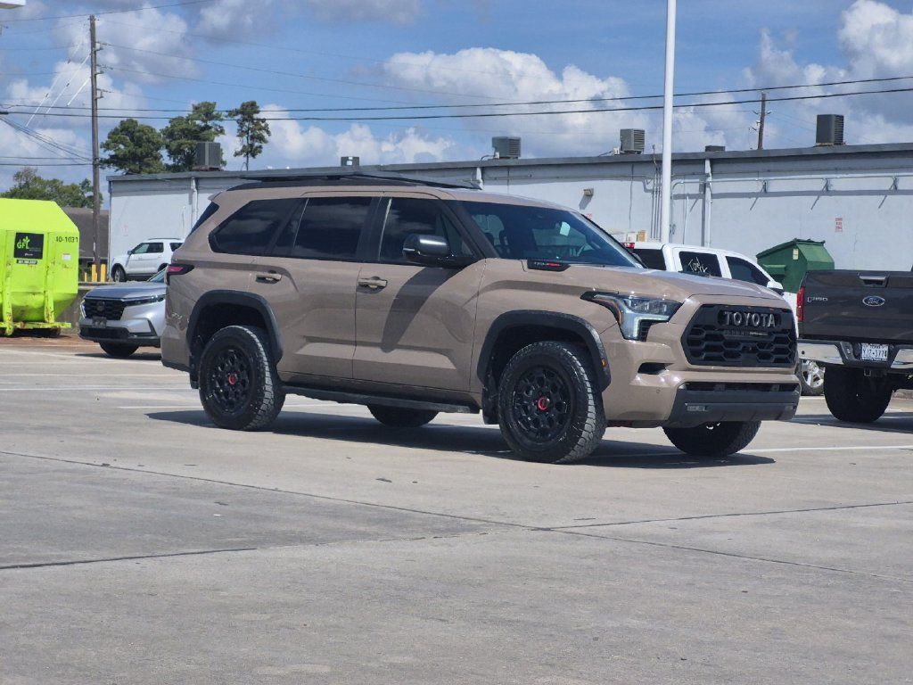 Used 2025 Toyota Sequoia TRD Pro AWD/4WD image 8