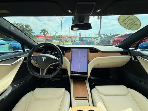 Used 2021 Tesla Model S Long Range Plus AWD/4WD image 22