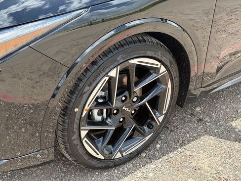 New 2026 Kia K4 GT-Line Turbo w/ GT-Line Premium Package FWD image 9