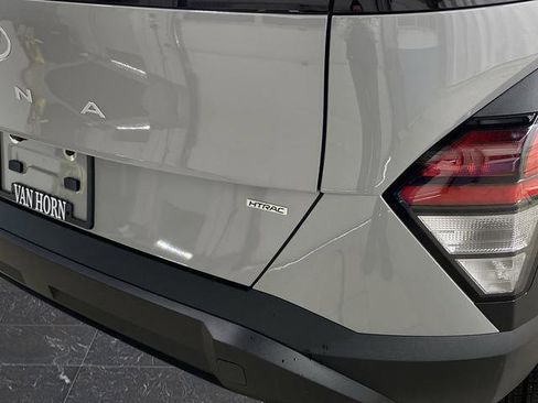 New 2026 Hyundai Kona SE image 29