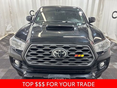 Used 2021 Toyota Tacoma TRD Sport w/ Technology Package AWD/4WD image 2
