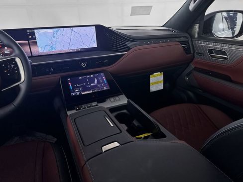 New 2026 INFINITI QX80 Autograph image 30