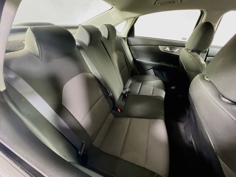 Used 2023 Kia Forte LXS w/ LXS Technology Package FWD image 24