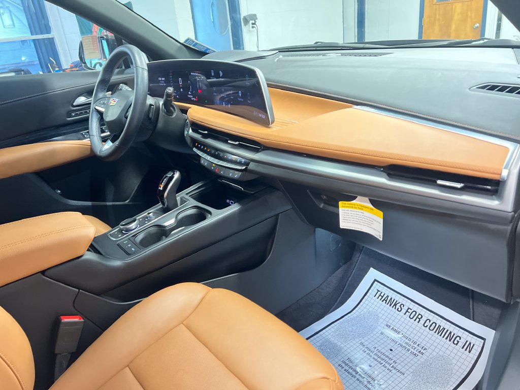 Used 2024 Cadillac XT4 Sport AWD/4WD image 42