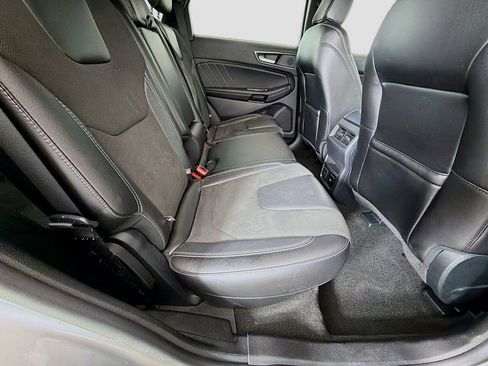 Used 2020 Ford Edge ST w/ Cold Weather Package AWD/4WD image 29